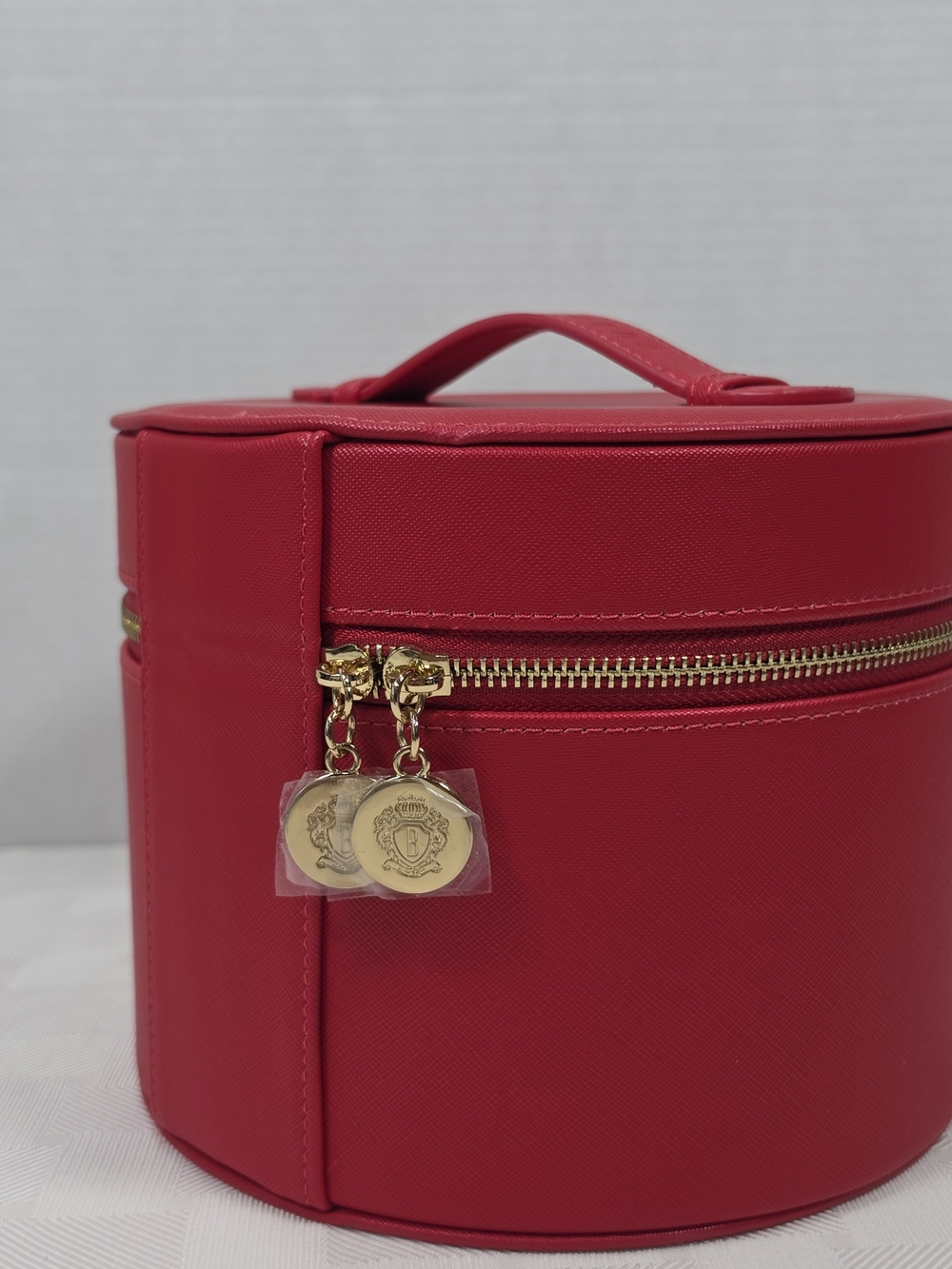 Bobbi Brown Red Round Cosmetic Case with Gold Hardware